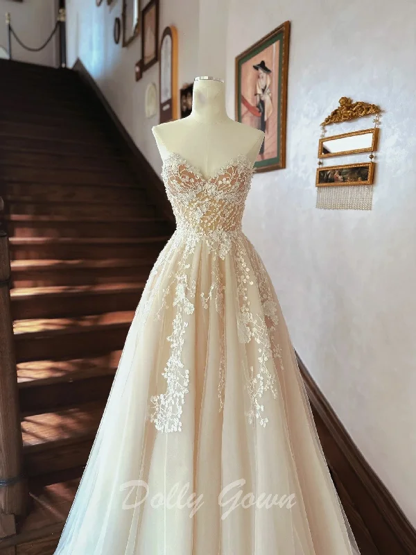 Sweet Floral Lace Strapless A-line Sheer Champagne Wedding Dress Empire Waist Gown