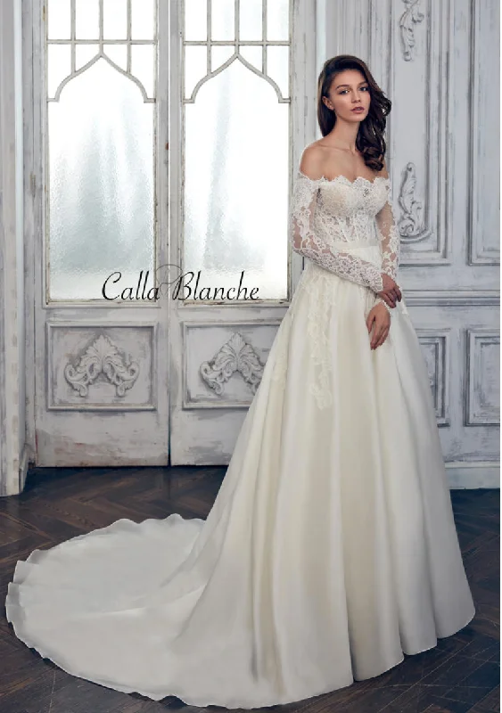 Calla Blanche Lace unclassified dresses