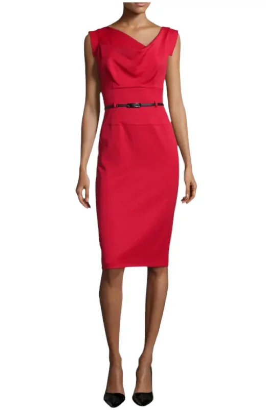 Jackie O' Dress In Red Tiered unclassified dresses