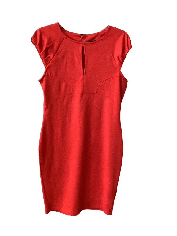 Red Dress Work Kardashian Kollections, Size L Tiered unclassified dresses