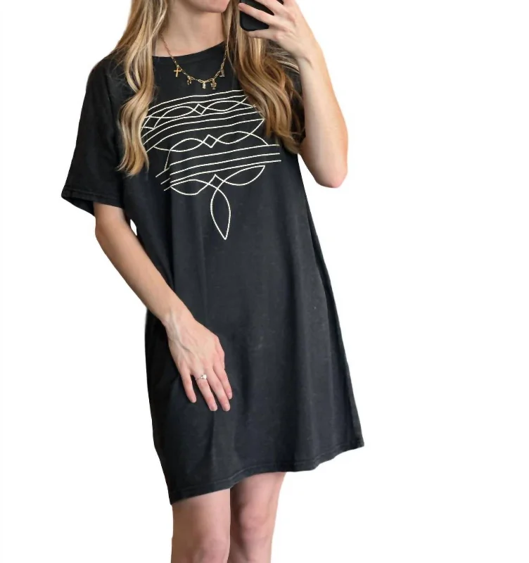 Triana Boot Stitch Graphic Tee Dress In Black Velvet unclassified dresses